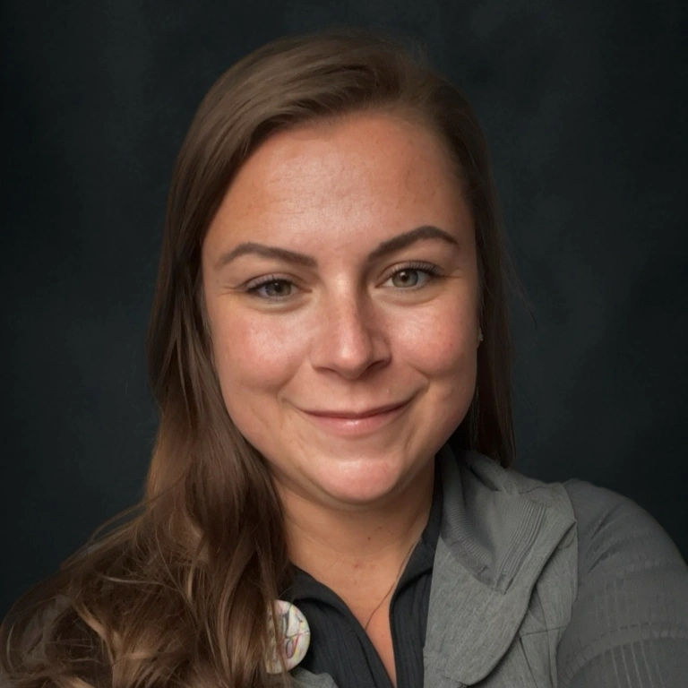 Portrait of Amy Kinder.